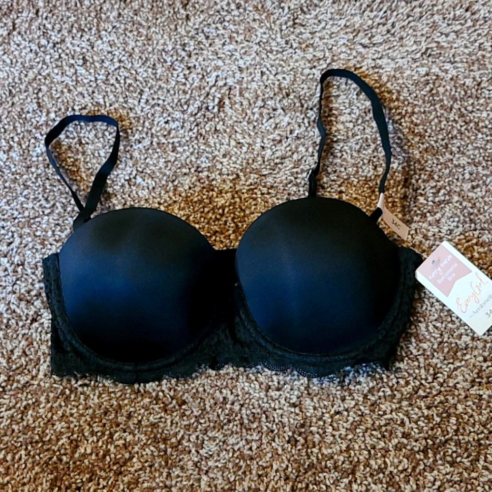 Black Every girl pushup bra